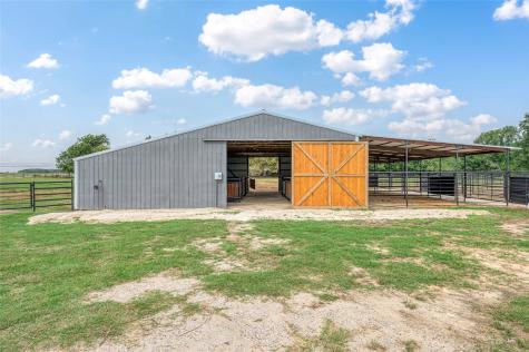 27403 State Highway 56 Whitesboro TX 76273