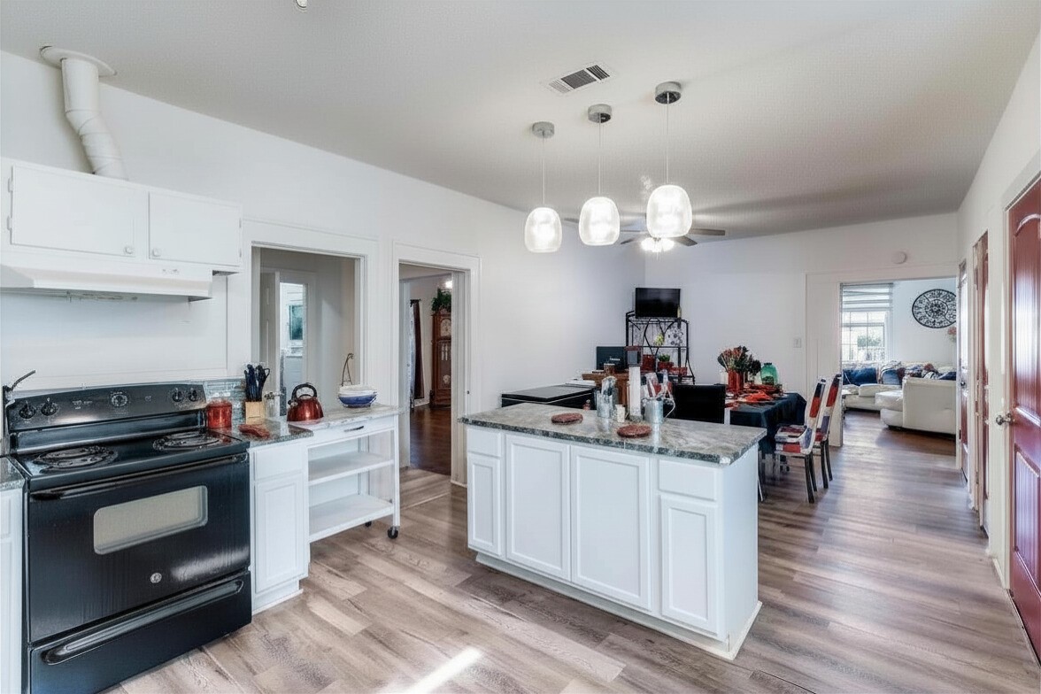 2317 Anderson Street Dallas TX 75215