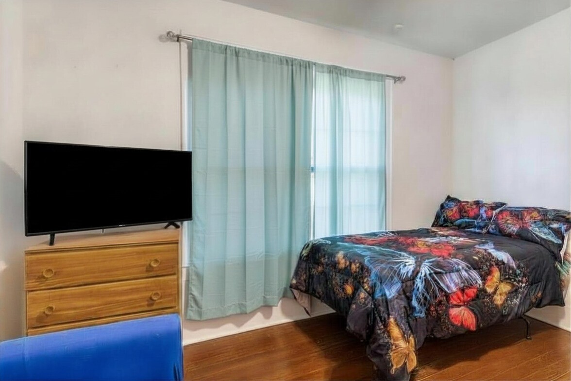 2317 Anderson Street Dallas TX 75215