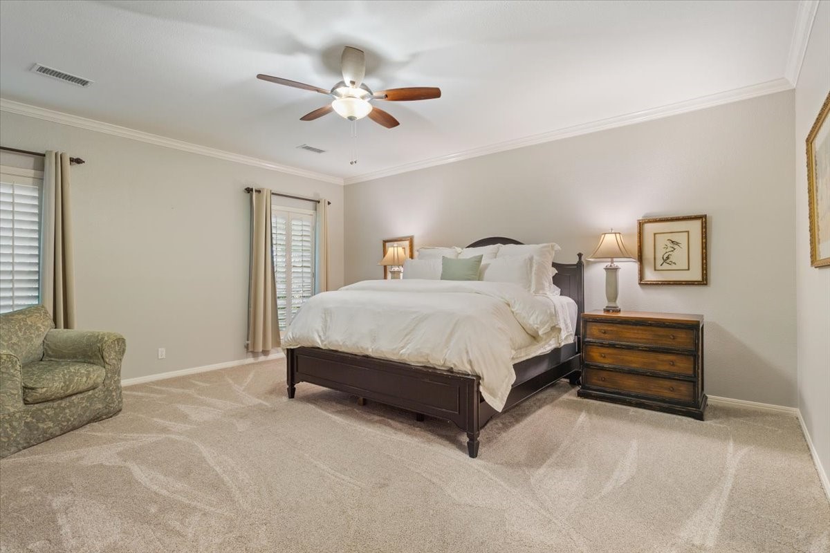 12002 Woodbriar Circle Woodway TX 76712