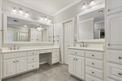 12002 Woodbriar Circle Woodway TX 76712