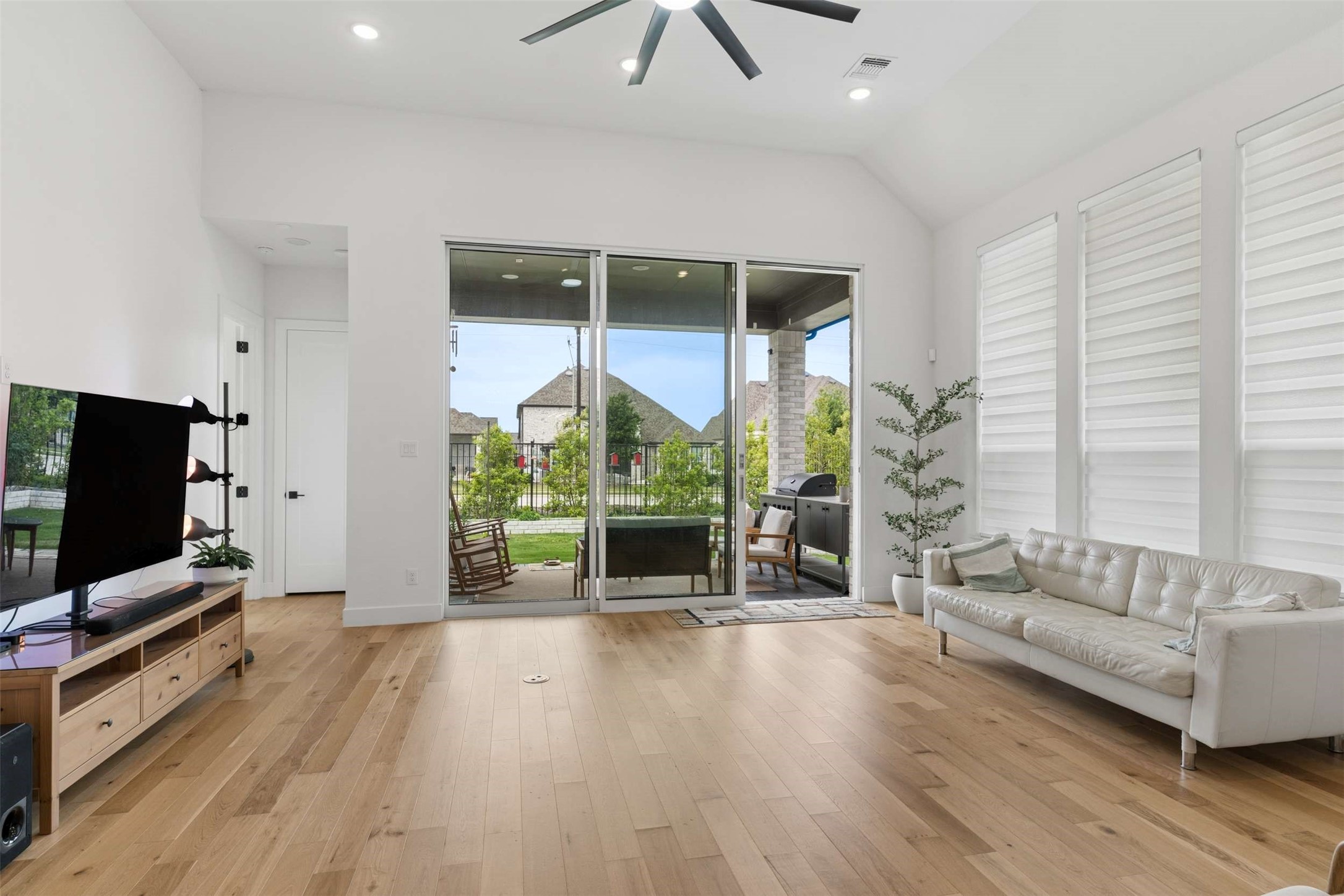 1939 Apple Tree Drive Rockwall TX 75087