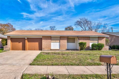1517 Twin Post Court Arlington TX 76014