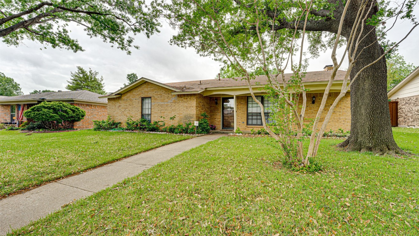1506 Trowbridge Street Garland TX 75044