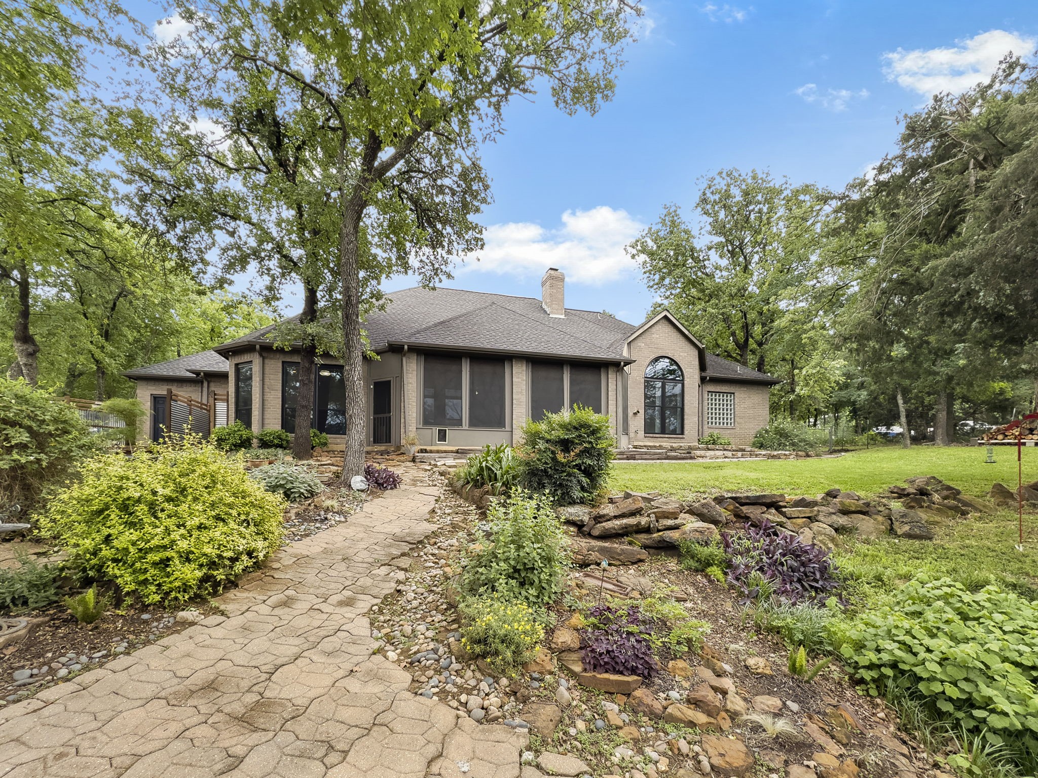 600 Diamond Point Drive Oak Point TX 75068