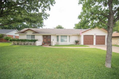 812 Raintree Road Fort Worth TX 76103