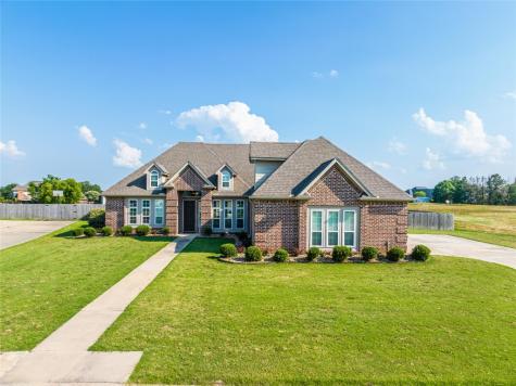 3320 Darnell Drive Paris TX 75462