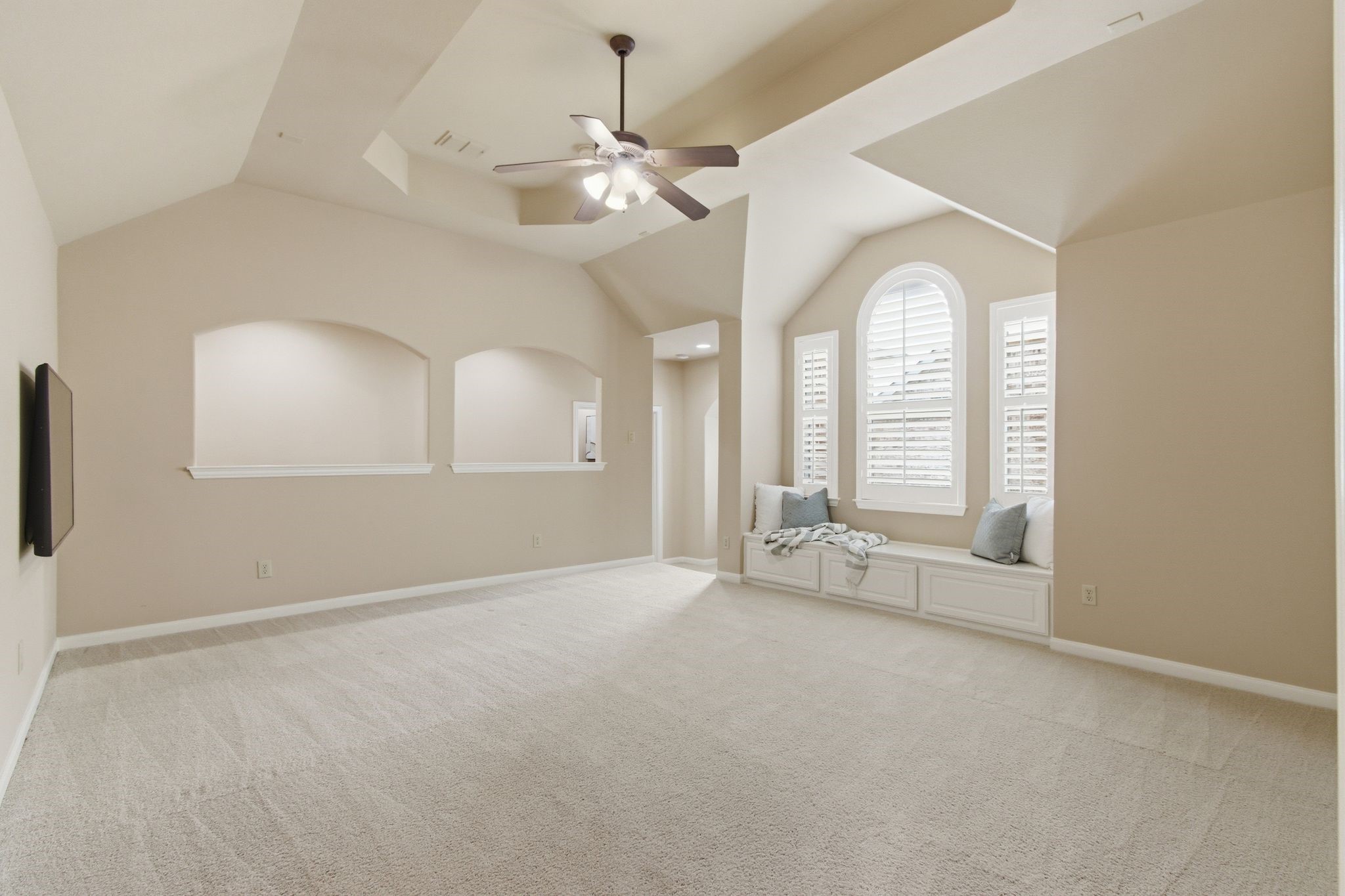 1226 Luna Lane Garland TX 75044