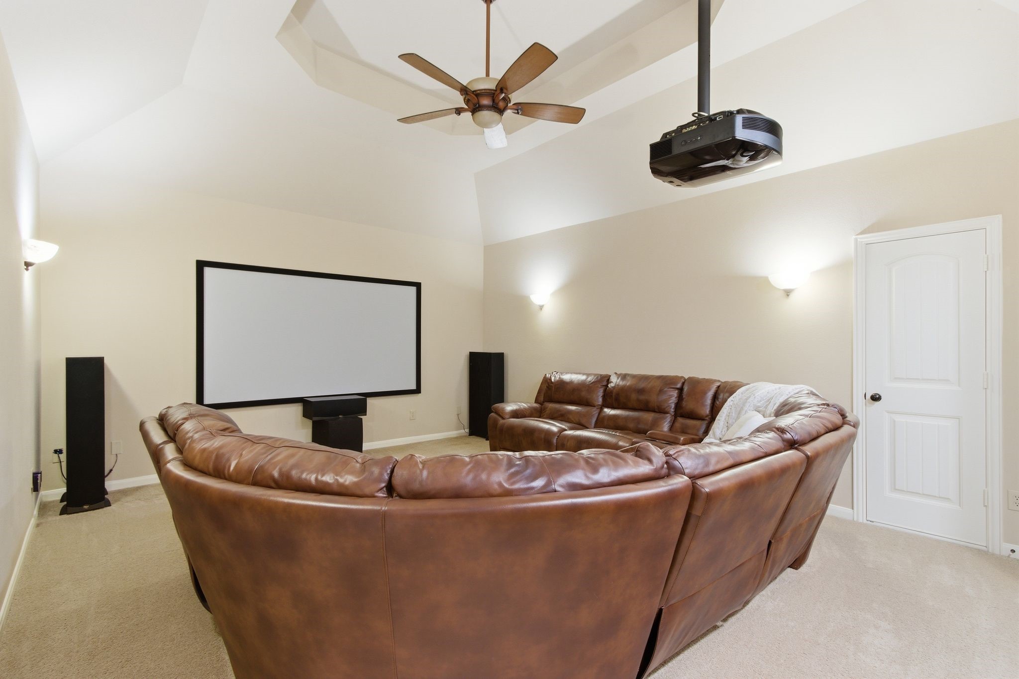 1226 Luna Lane Garland TX 75044