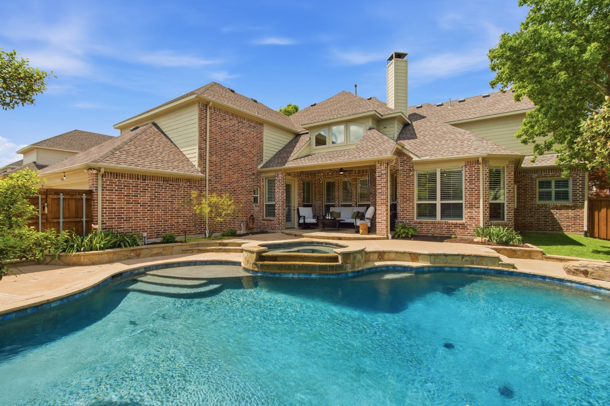 1226 Luna Lane Garland TX 75044