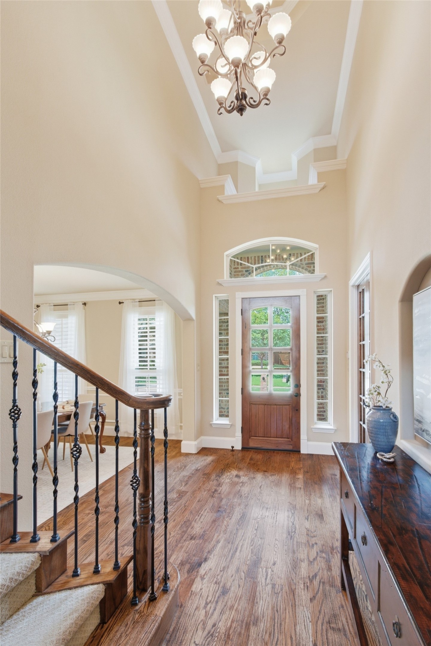 1226 Luna Lane Garland TX 75044