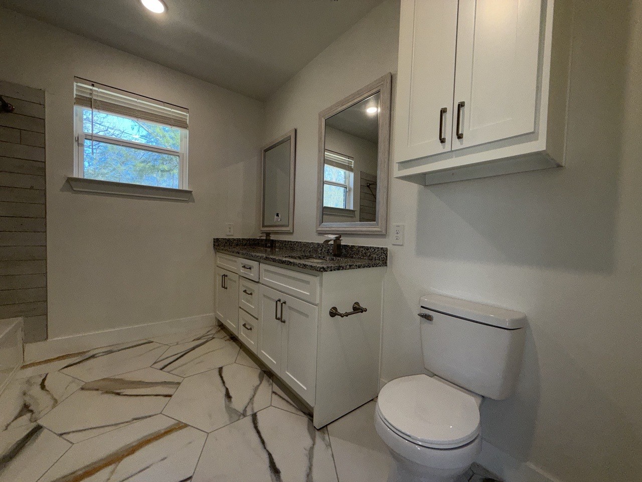102 Oakwood Drive Trinidad TX 75163