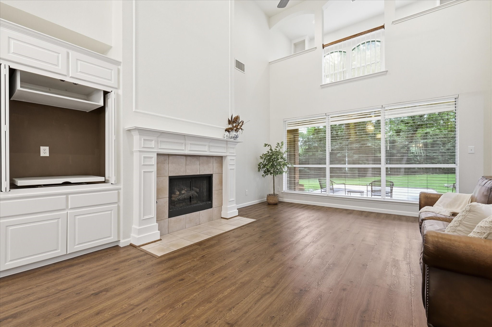 2214 Woods Edge Court Corinth TX 76210