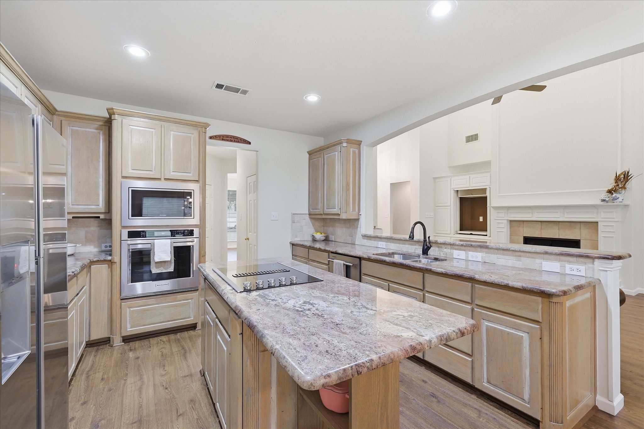 2214 Woods Edge Court Corinth TX 76210