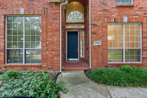 2214 Woods Edge Court Corinth TX 76210