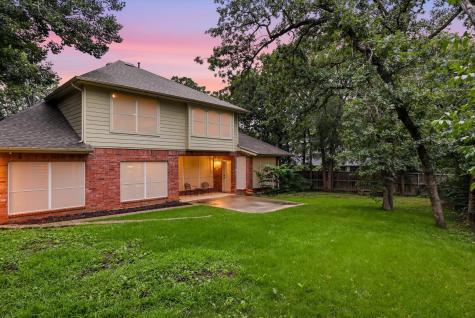 2214 Woods Edge Court Corinth TX 76210