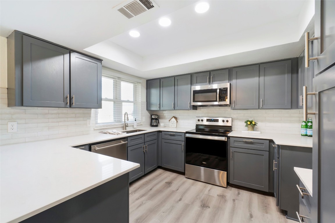 848 W Lynn Creek Drive Arlington TX 76001