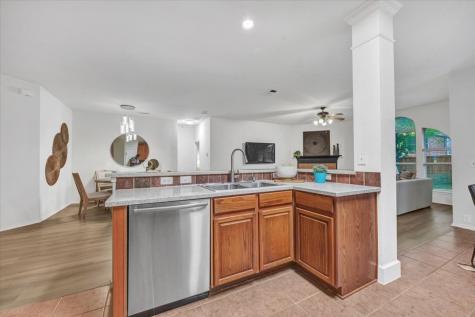 2704 Wales Drive Mckinney TX 75072