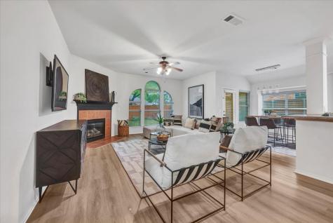 2704 Wales Drive Mckinney TX 75072