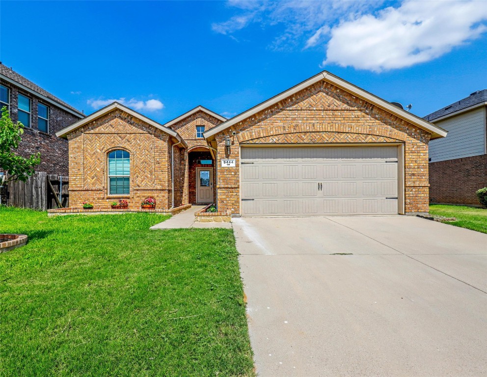 9444 Castlewood Drive Fort Worth TX 76131