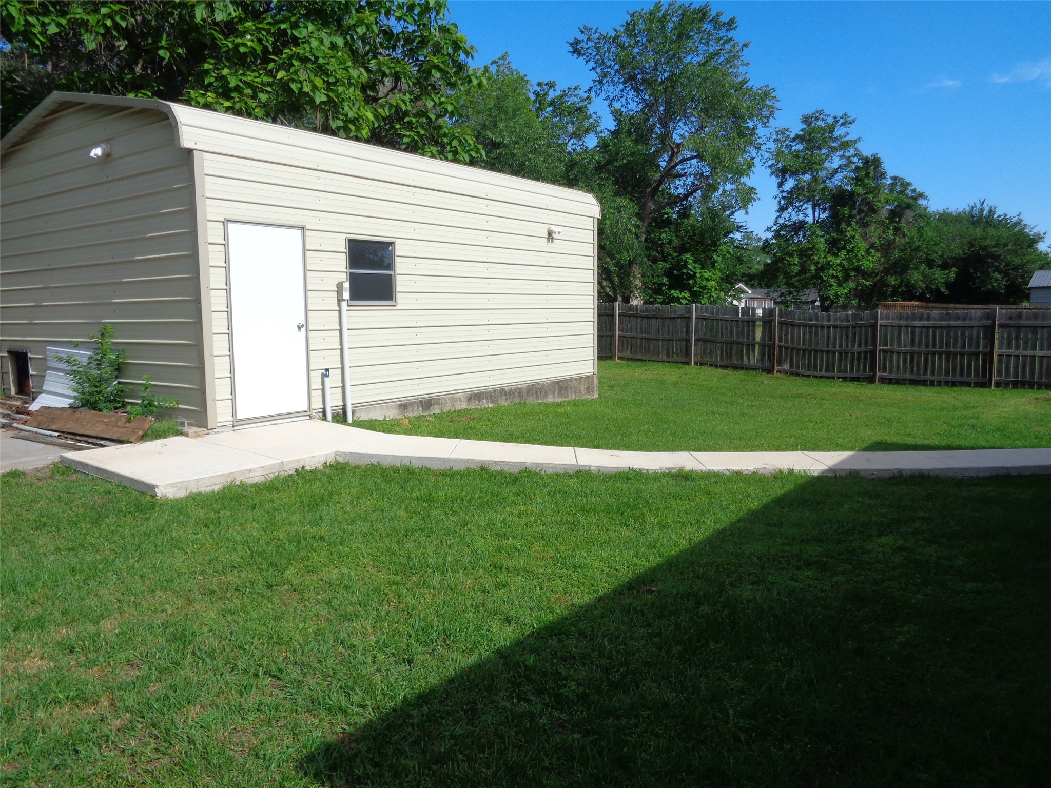 300 Church Street Collinsville TX 76233