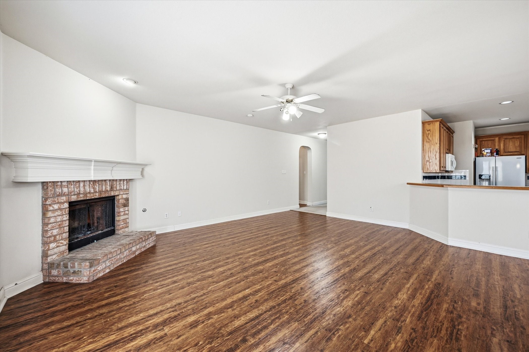 2831 Atrium Drive Grand Prairie TX 75052