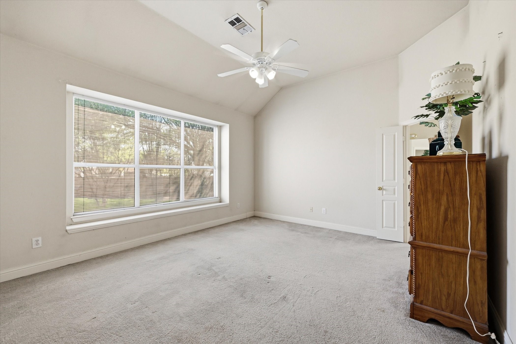 2831 Atrium Drive Grand Prairie TX 75052