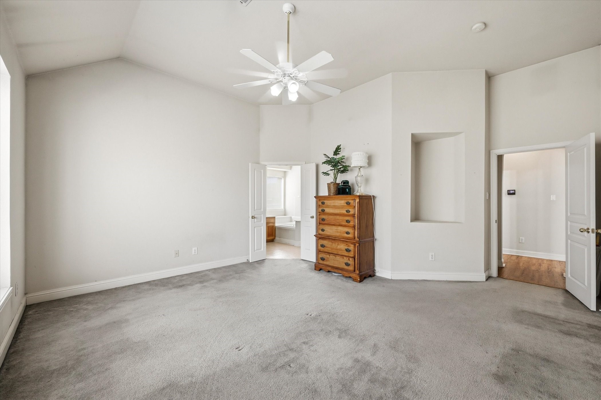 2831 Atrium Drive Grand Prairie TX 75052