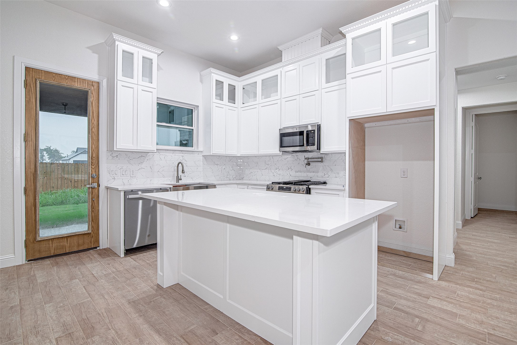 204 High Ridge Court Godley TX 76044