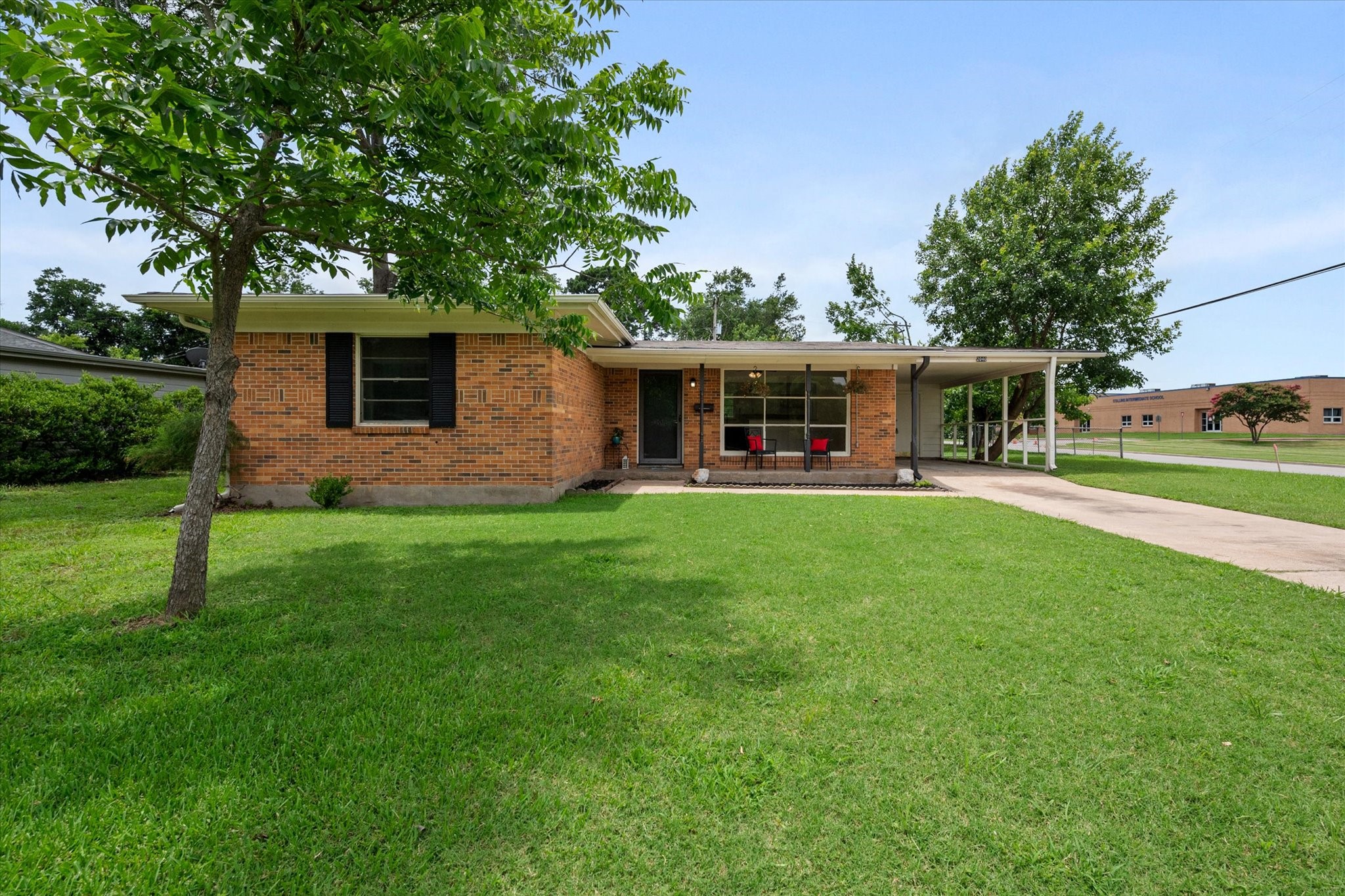 2040 Bowie Drive Corsicana TX 75110