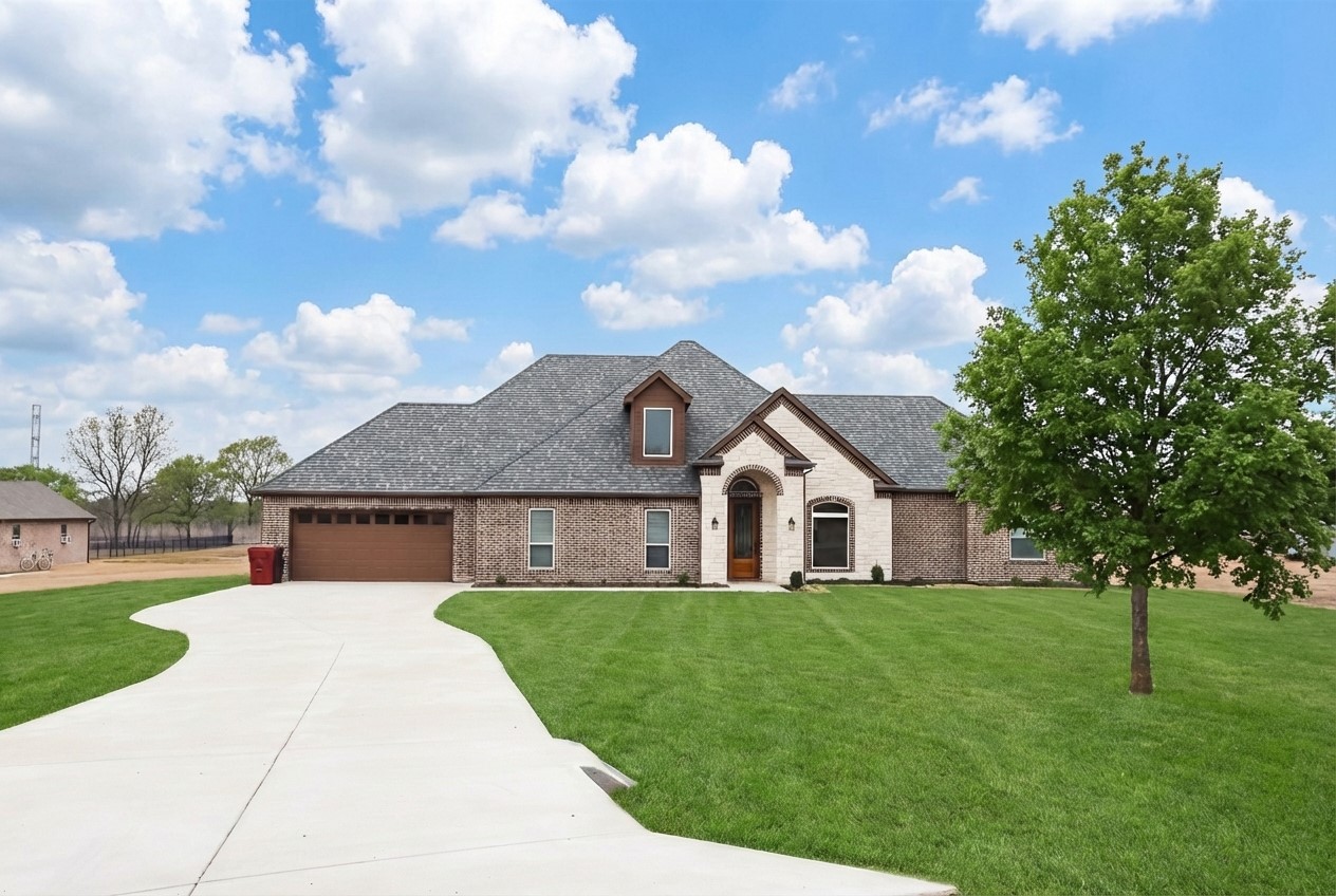1006 Johnson Trail Bells TX 75414