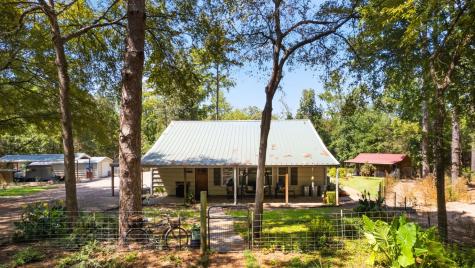 520 Vz County Road 4805 Chandler TX 75758