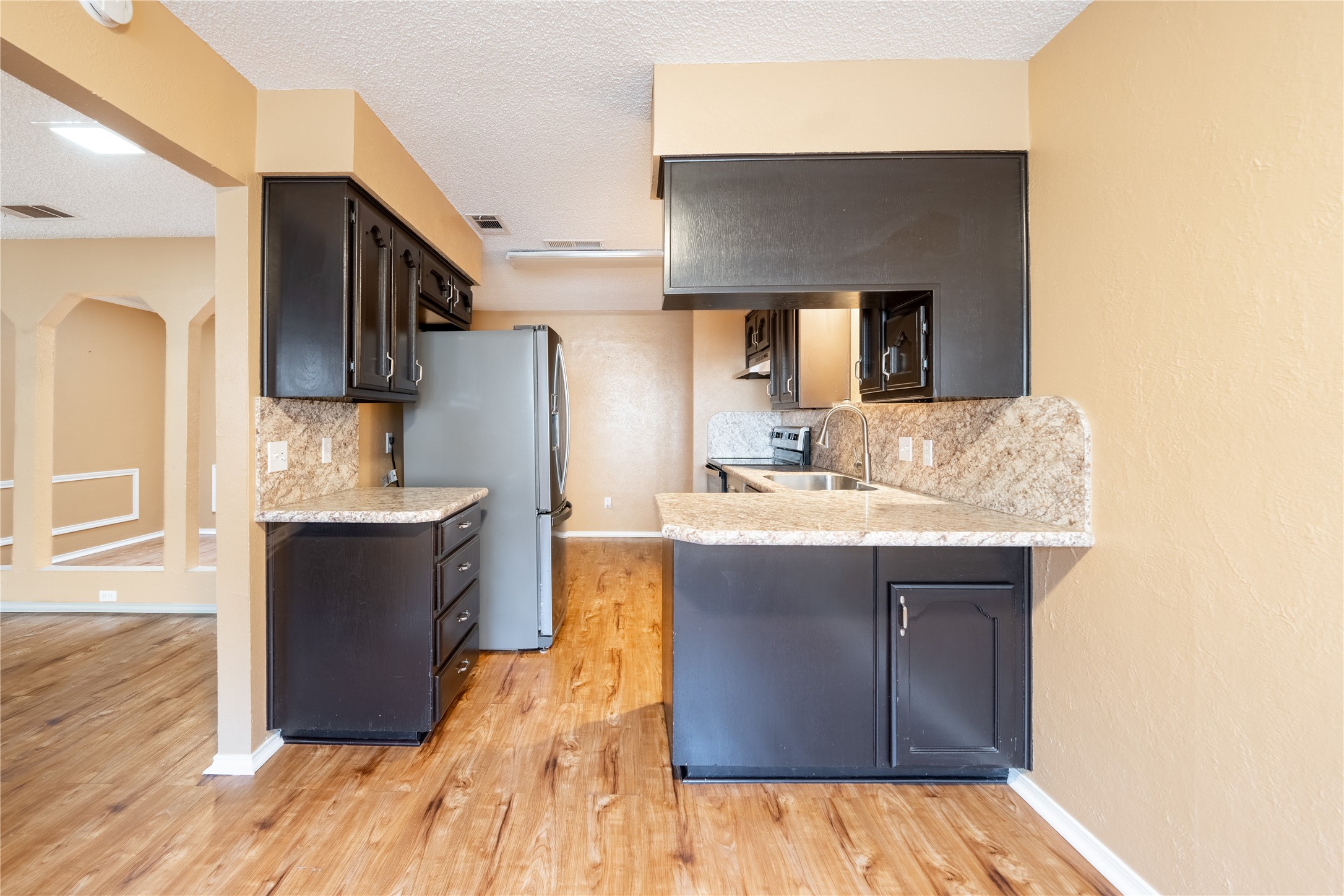 604 Windgate Court Arlington TX 76012