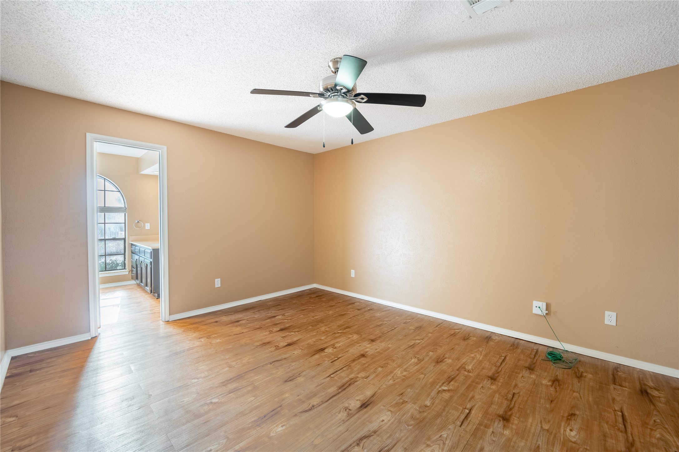 604 Windgate Court Arlington TX 76012