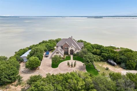 826 Cimmarron Bay Drive Runaway Bay TX 76426