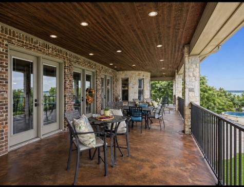 826 Cimmarron Bay Drive Runaway Bay TX 76426