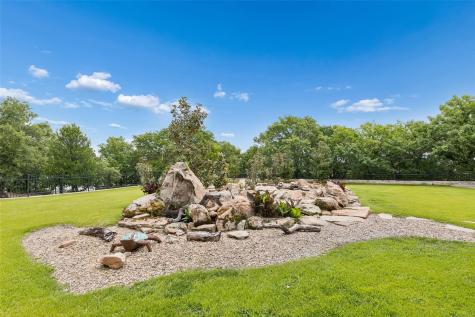 826 Cimmarron Bay Drive Runaway Bay TX 76426