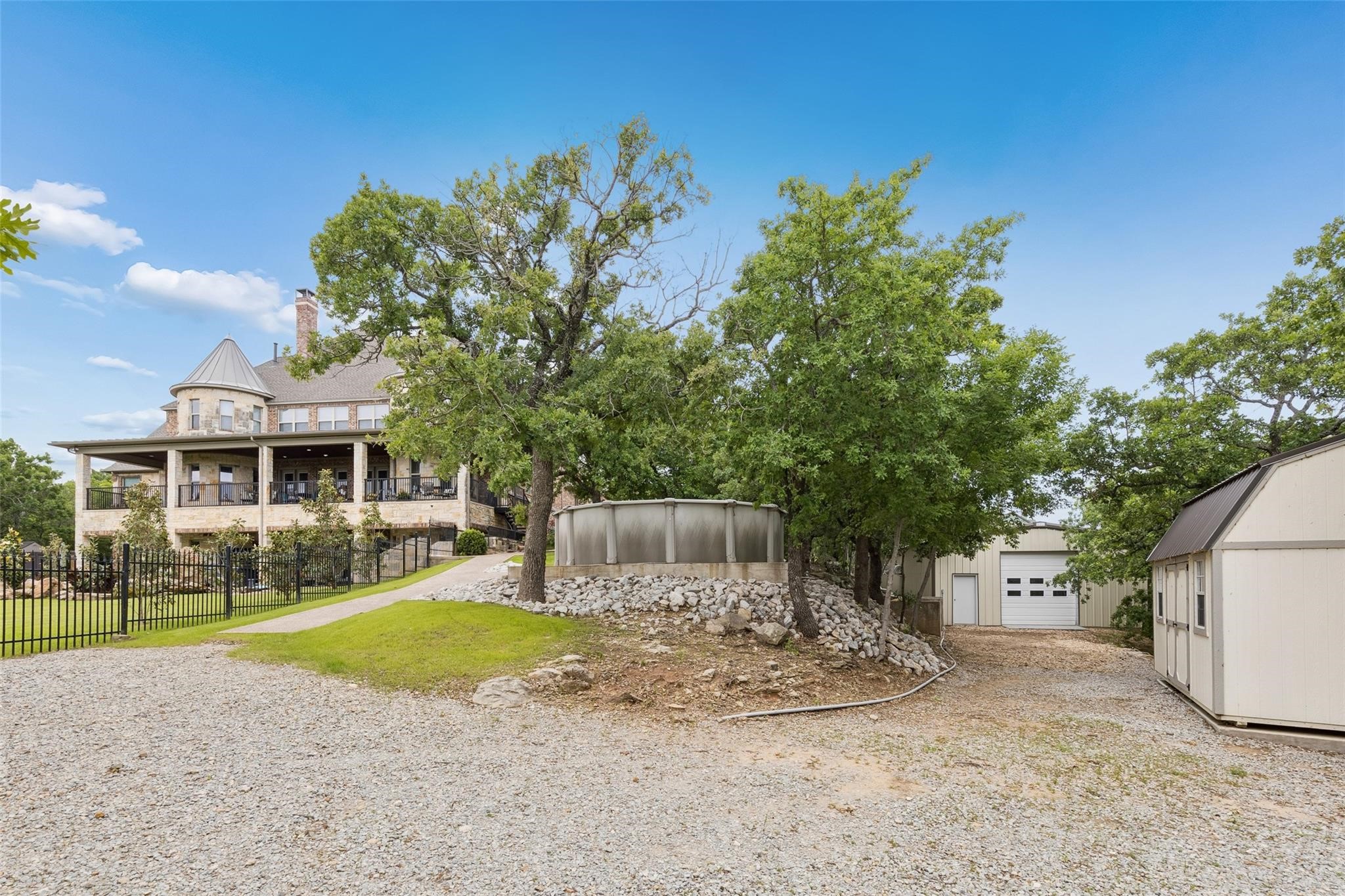 826 Cimmarron Bay Drive Runaway Bay TX 76426