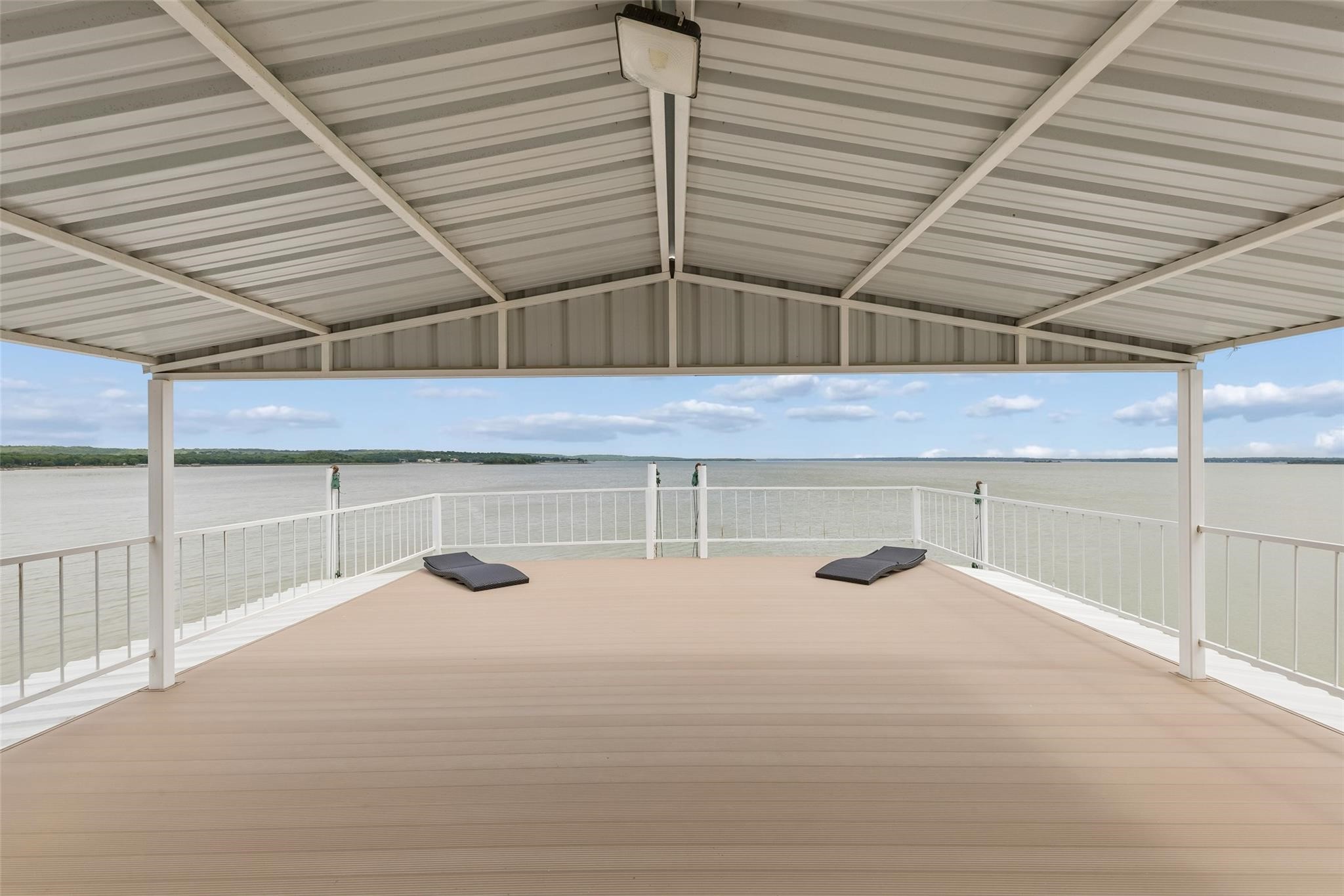 826 Cimmarron Bay Drive Runaway Bay TX 76426