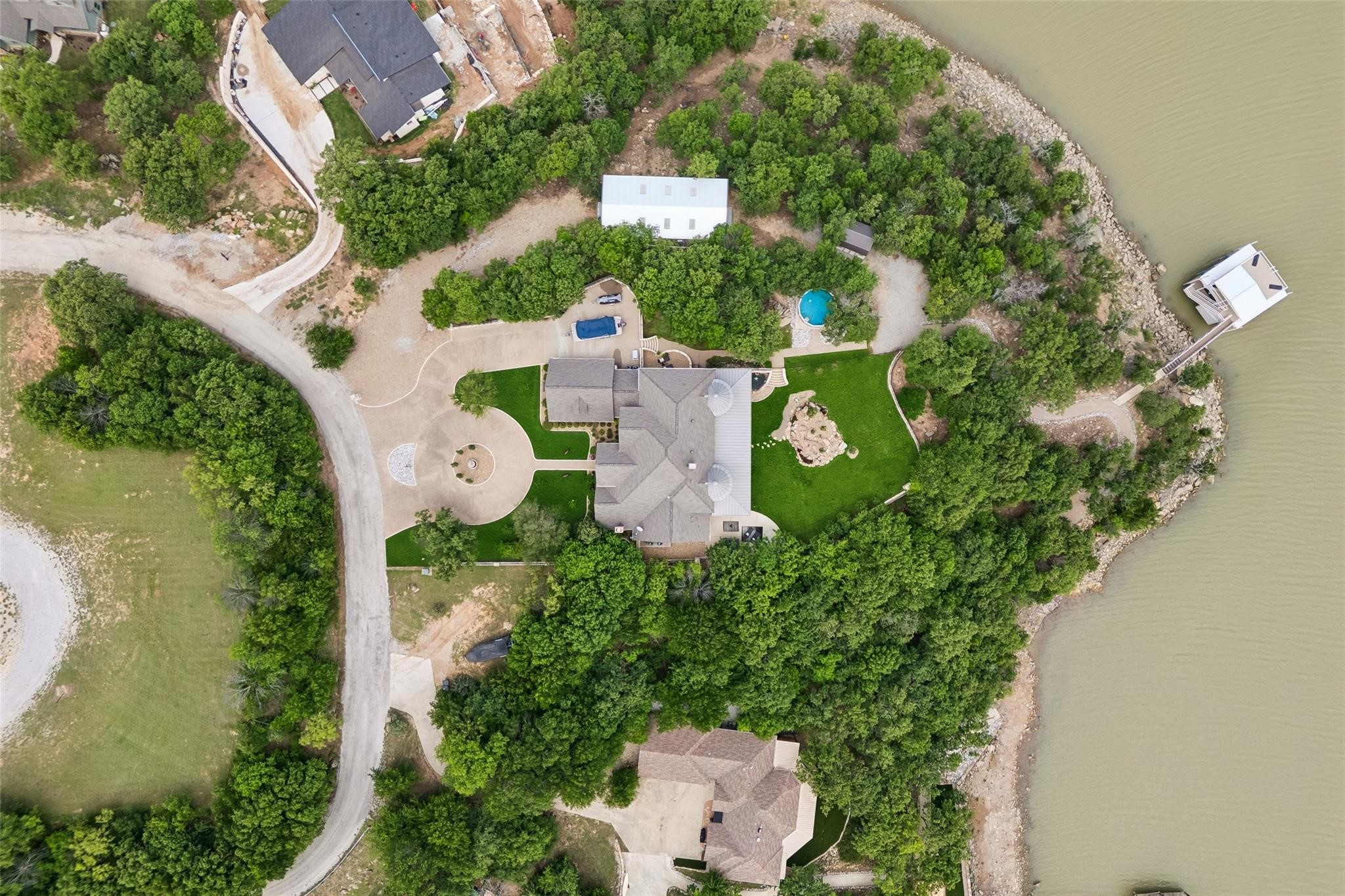 826 Cimmarron Bay Drive Runaway Bay TX 76426