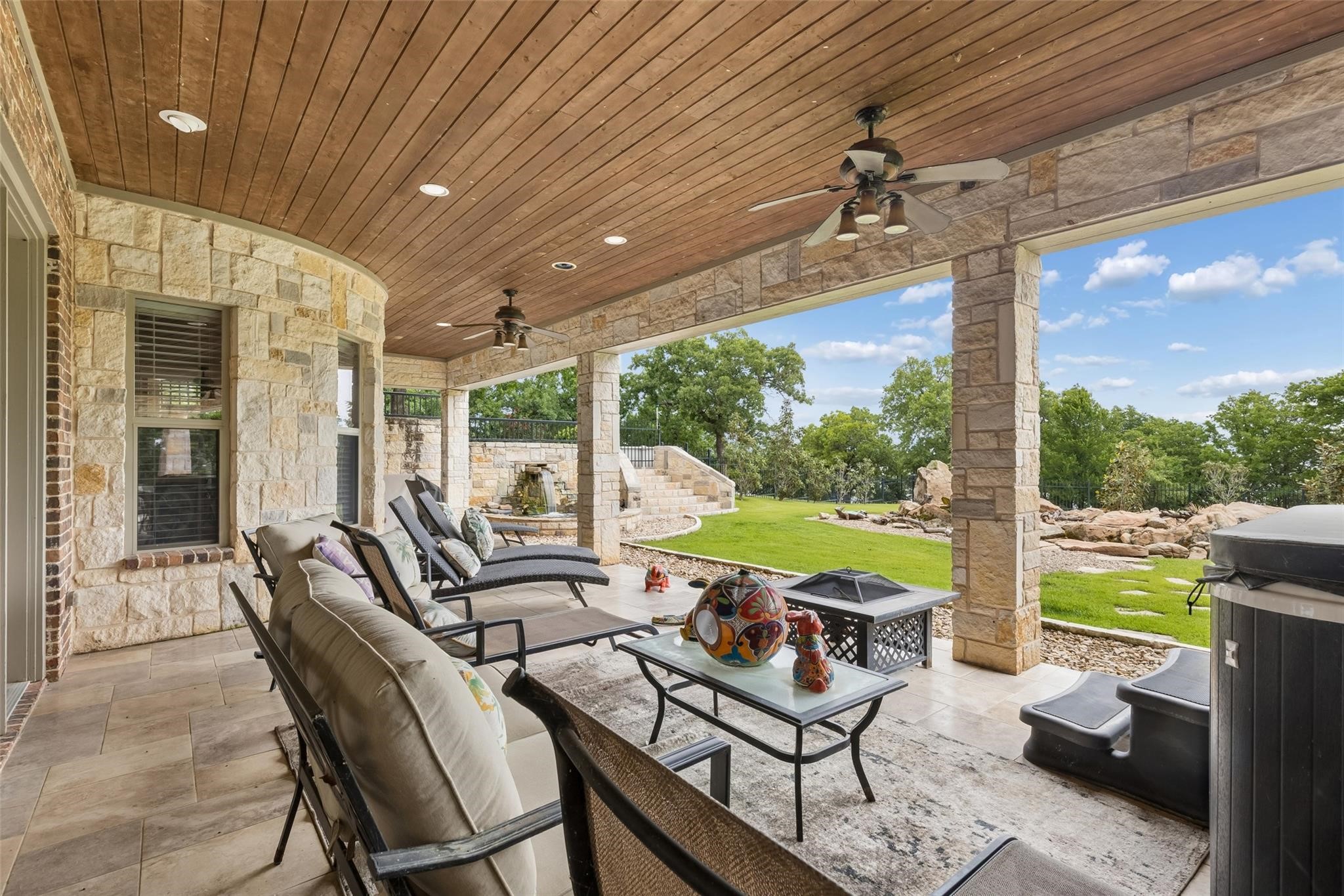 826 Cimmarron Bay Drive Runaway Bay TX 76426