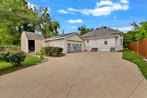1811 Wesley Street Greenville TX 75401