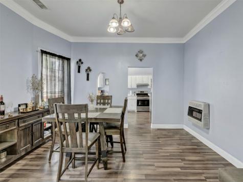 1811 Wesley Street Greenville TX 75401