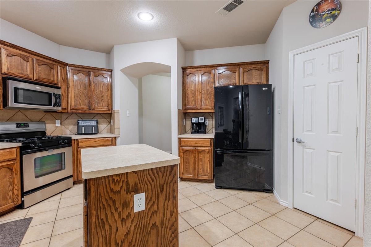 7234 Summit Parc Drive Dallas TX 75249