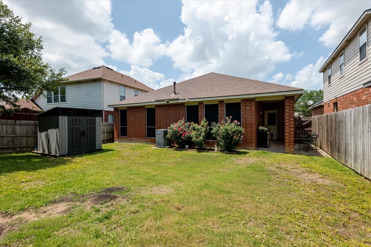 7234 Summit Parc Drive Dallas TX 75249