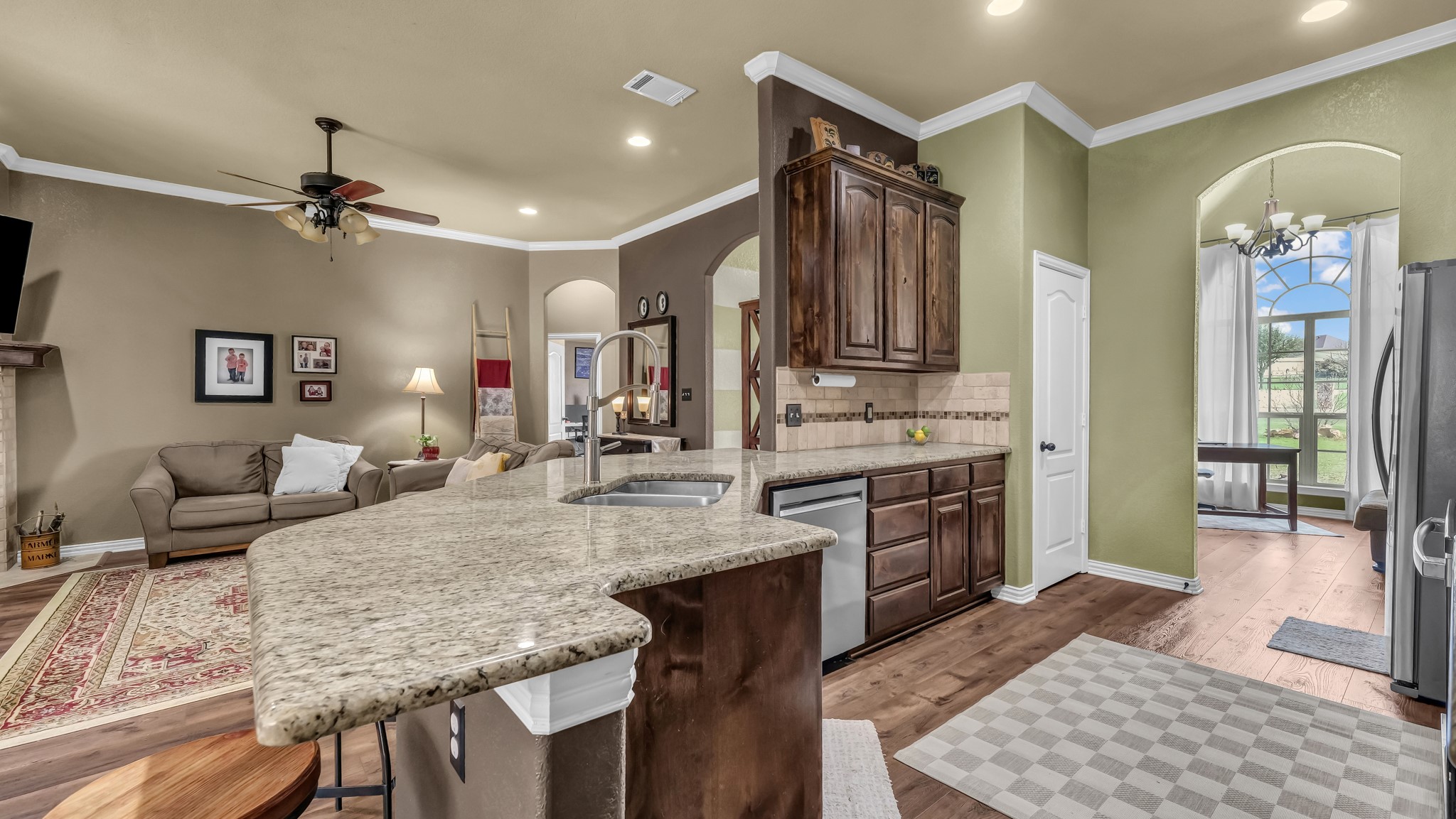 197 Savannah Drive Weatherford TX 76087