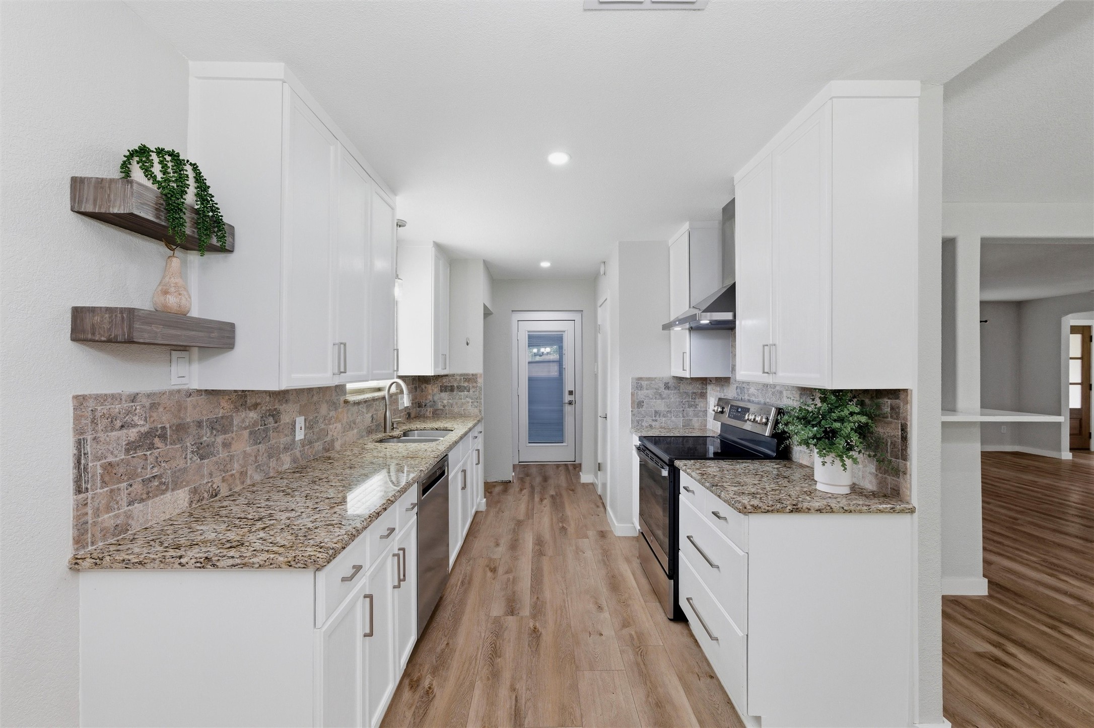 1417 Linwood Lane Edgecliff Village TX 76134