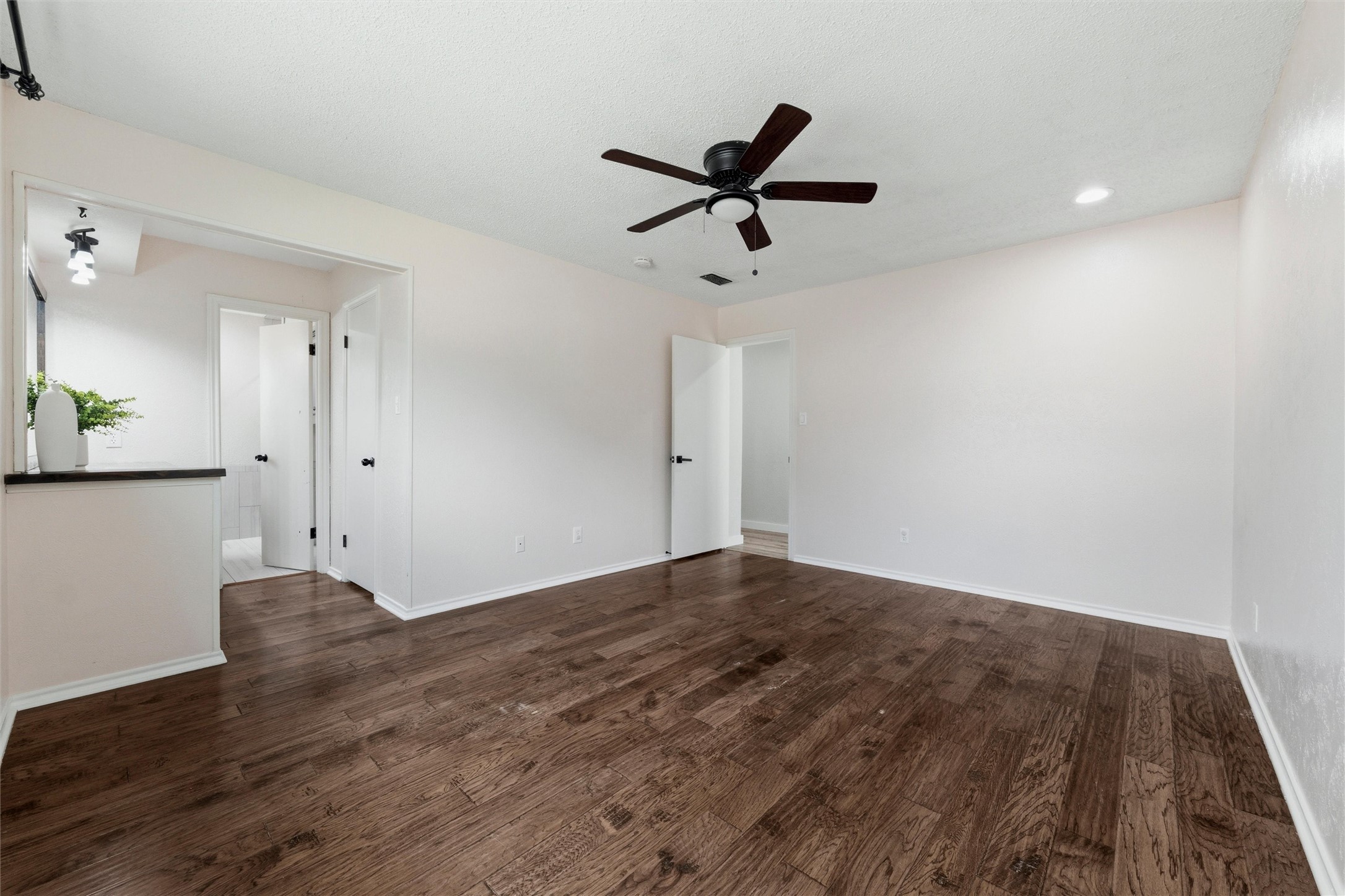 1417 Linwood Lane Edgecliff Village TX 76134
