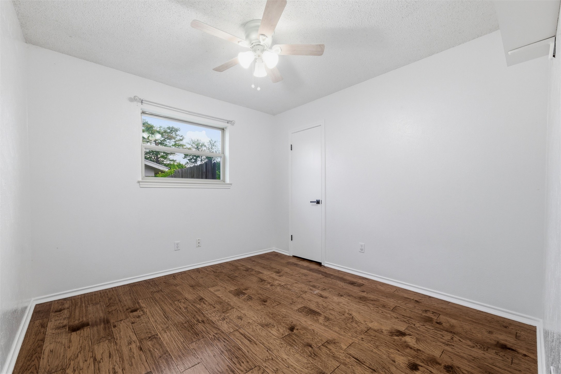 1417 Linwood Lane Edgecliff Village TX 76134