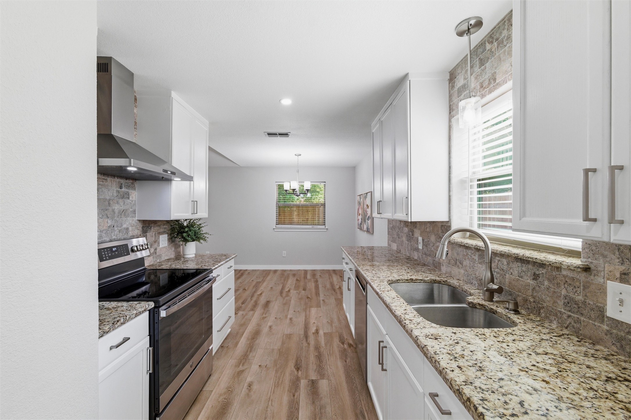 1417 Linwood Lane Edgecliff Village TX 76134